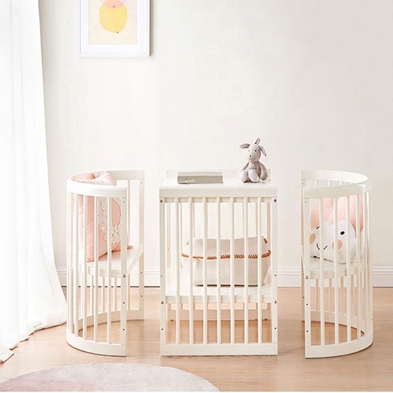 Pine Wood Baby Crib With Wheels